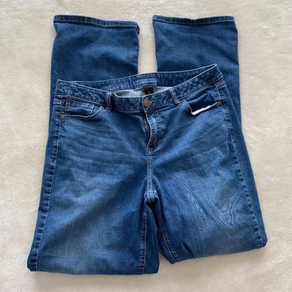 Lane Bryant, blue wash Bootcut Genius Fit jeans, size 16L - Picture 3 of 10